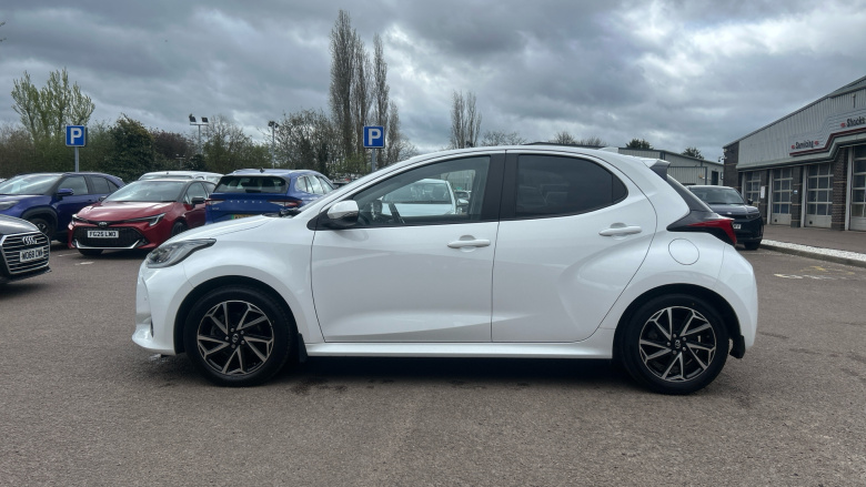 Toyota Yaris 1.5 Hybrid Design 5dr CVT Hybrid Hatchback